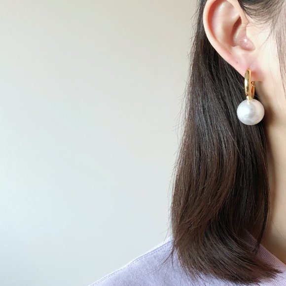 Gold Hoops Pearl Earrings - Picture 6 of 7